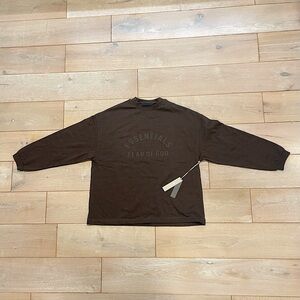 Fear of God Essentials Heavy
Long-Sleeve Tee 'Heather Wood'